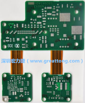 FPCB可作為多片功能載板的連接軟式板材。